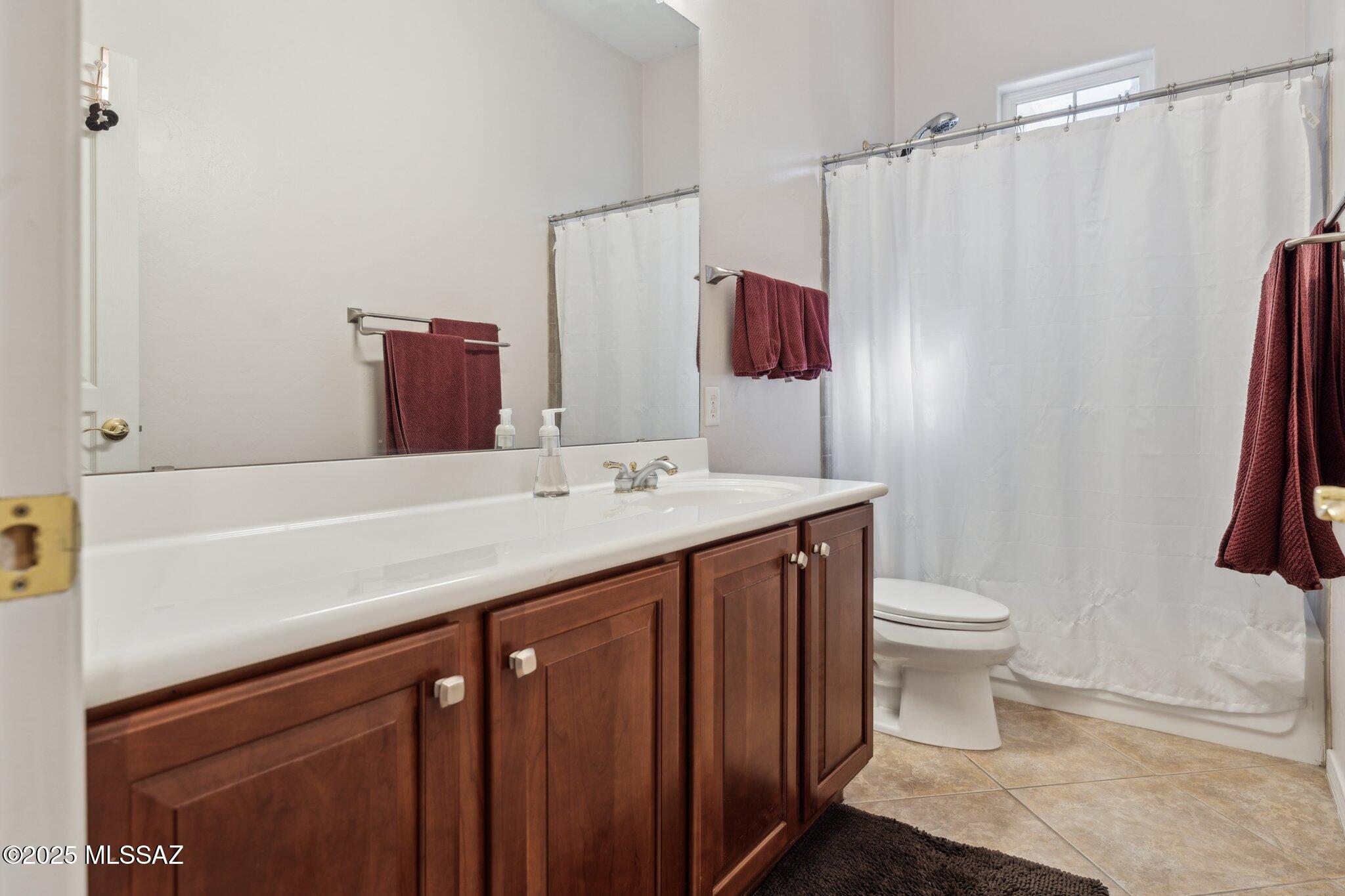 12679 North Piping Rock Road Tucson, AZ 85755 - Photo 25 of 39