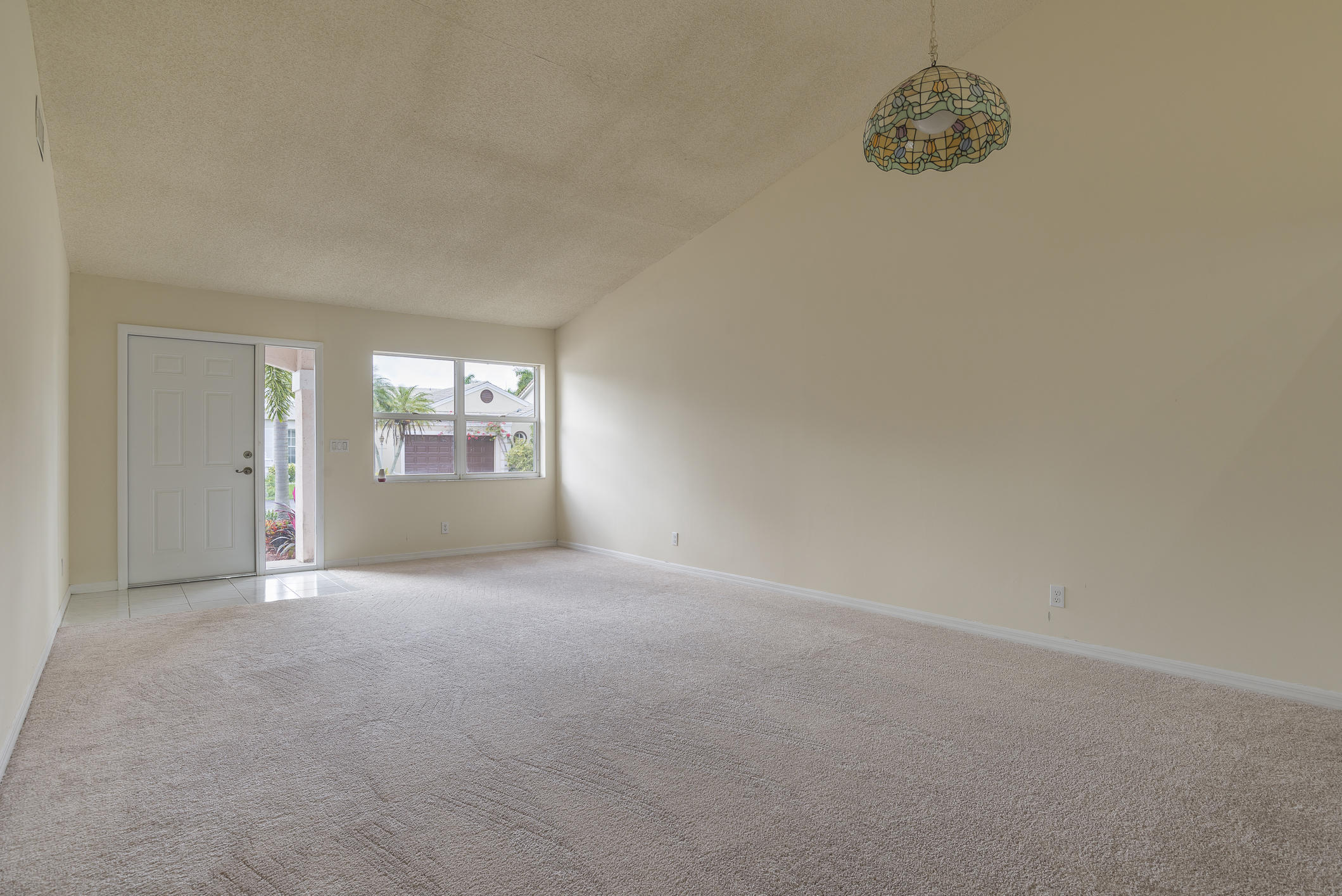 21390 Millbrook Court Boca Raton, FL 33498 - Photo 3 of 29 004_DSC9791