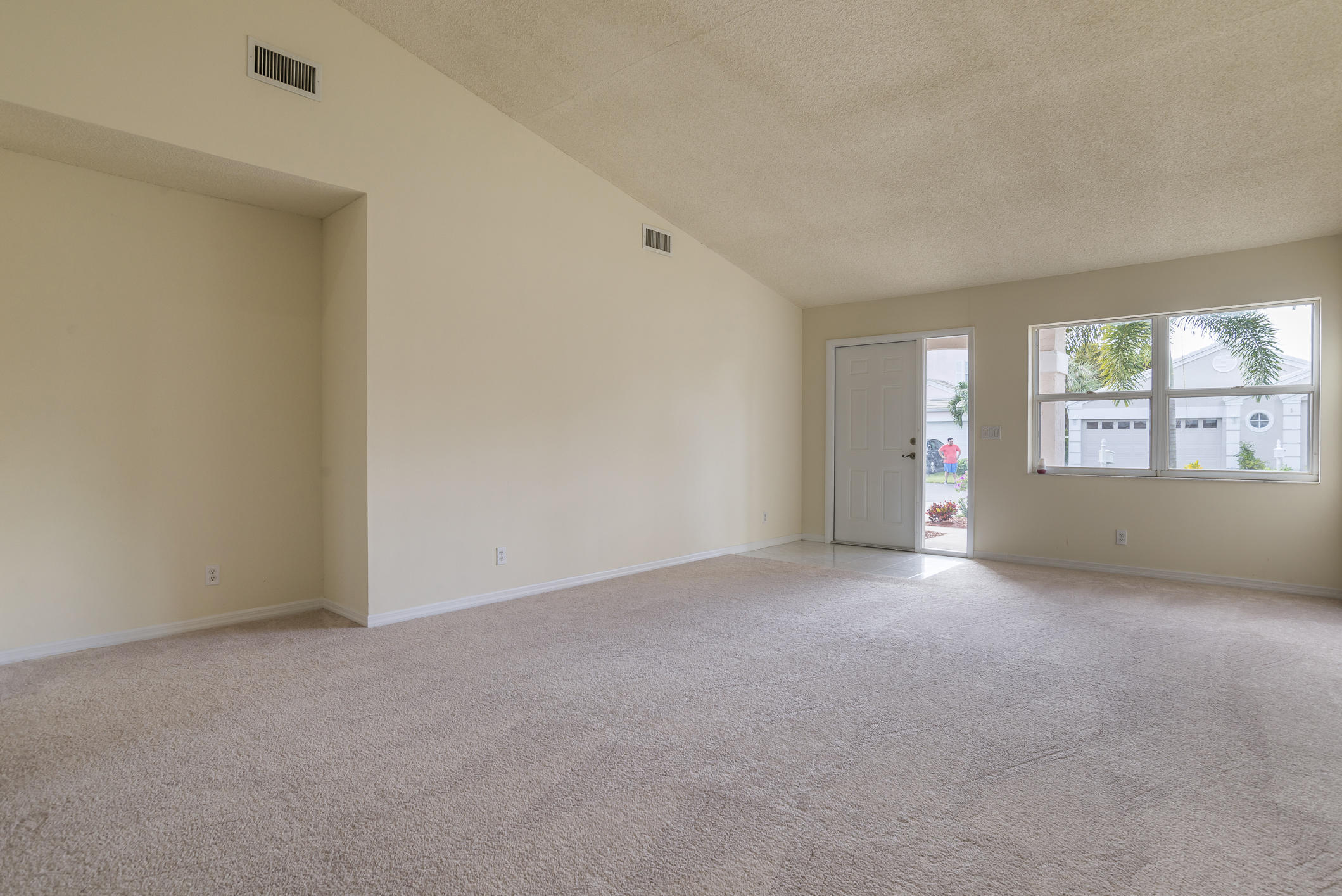 21390 Millbrook Court Boca Raton, FL 33498 - Photo 4 of 29 008_DSC9802