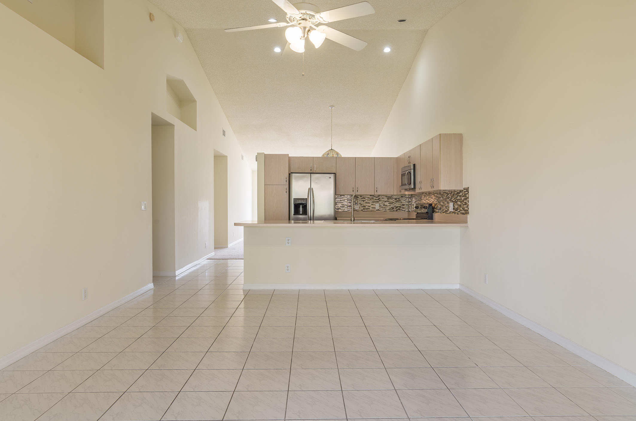 21390 Millbrook Court Boca Raton, FL 33498 - Photo 6 of 29 017_DSC9819