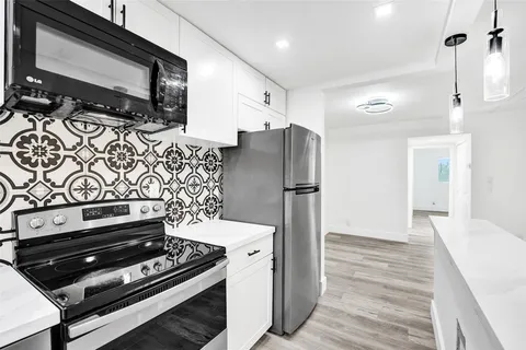 $114,999 | 1425 Arthur Street, Unit 202A, Hollywood, FL 33020