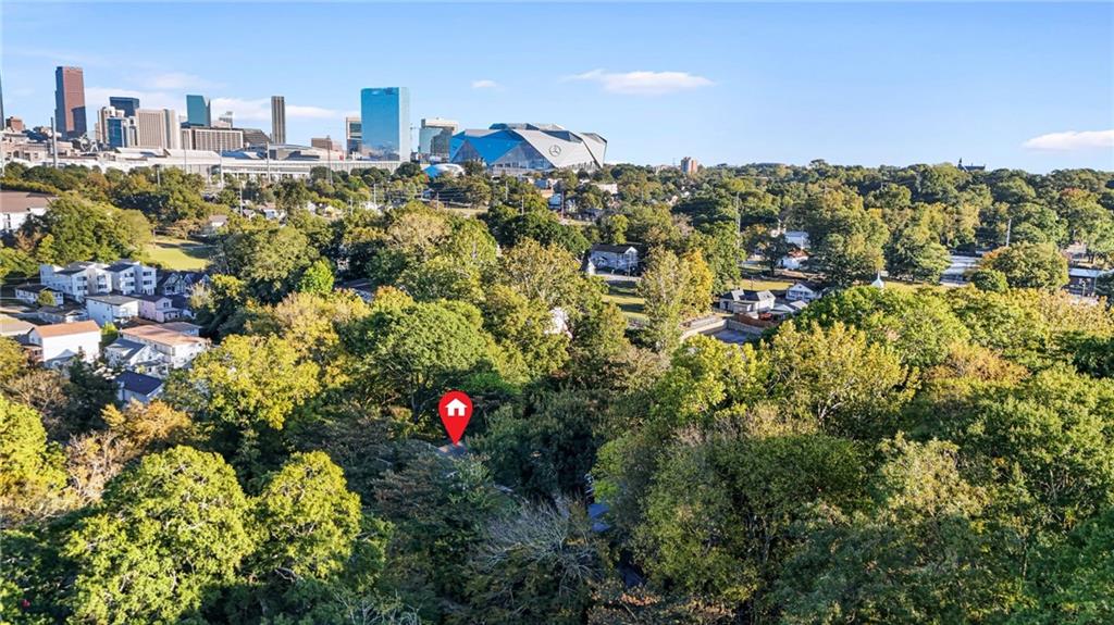 420 Griffin Street Northwest Atlanta, GA 30318 - Photo 35 of 40 a view of a city