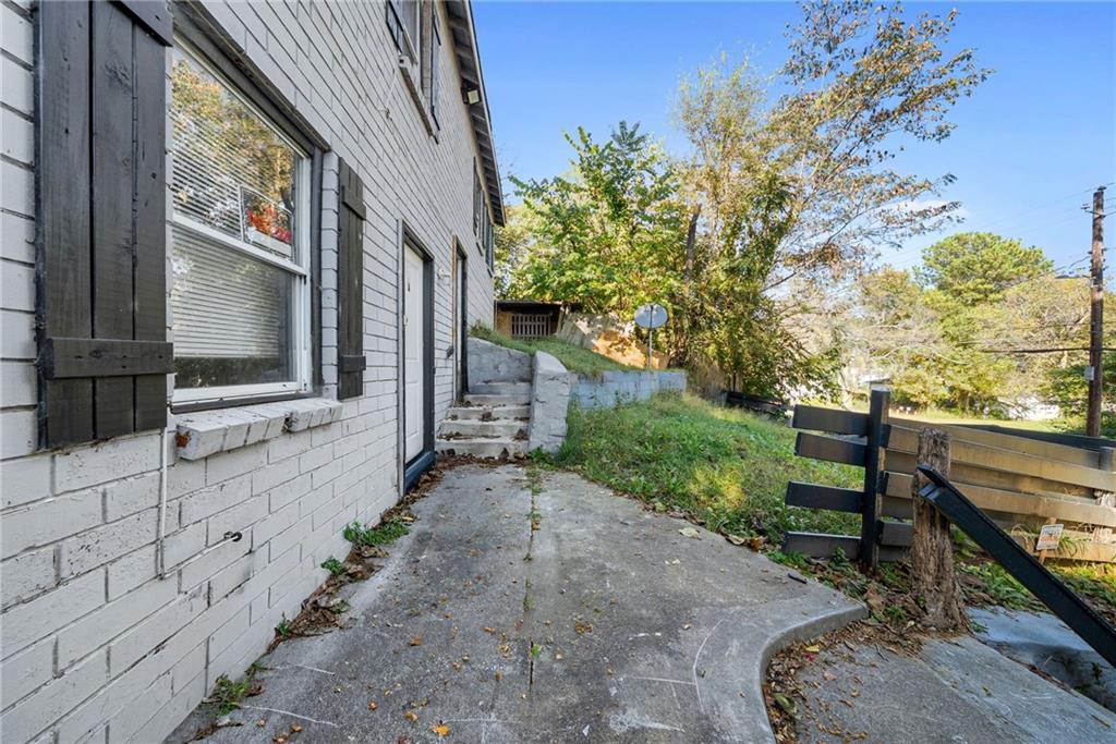 420 Griffin Street Northwest Atlanta, GA 30318 - Photo 7 of 40 a view of a pathway that has an outdoor space
