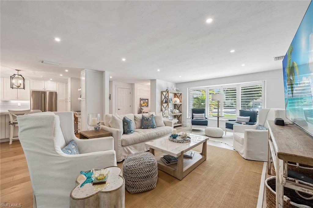 2545 Dawn Circle Naples, FL 34103 - Photo 2 of 17