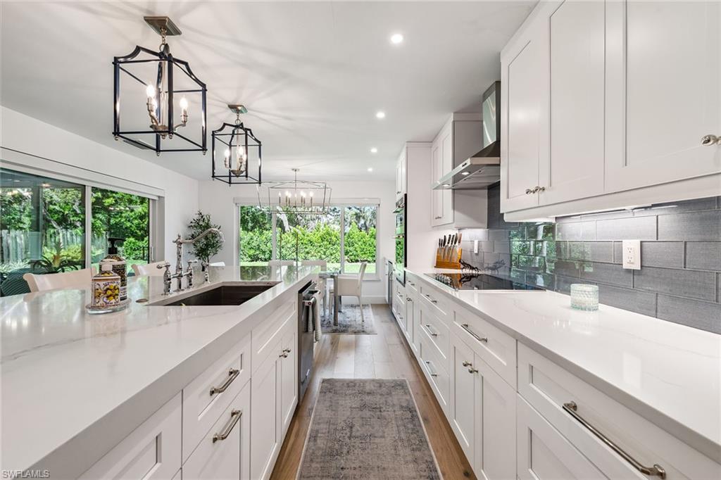 2545 Dawn Circle Naples, FL 34103 - Photo 7 of 17