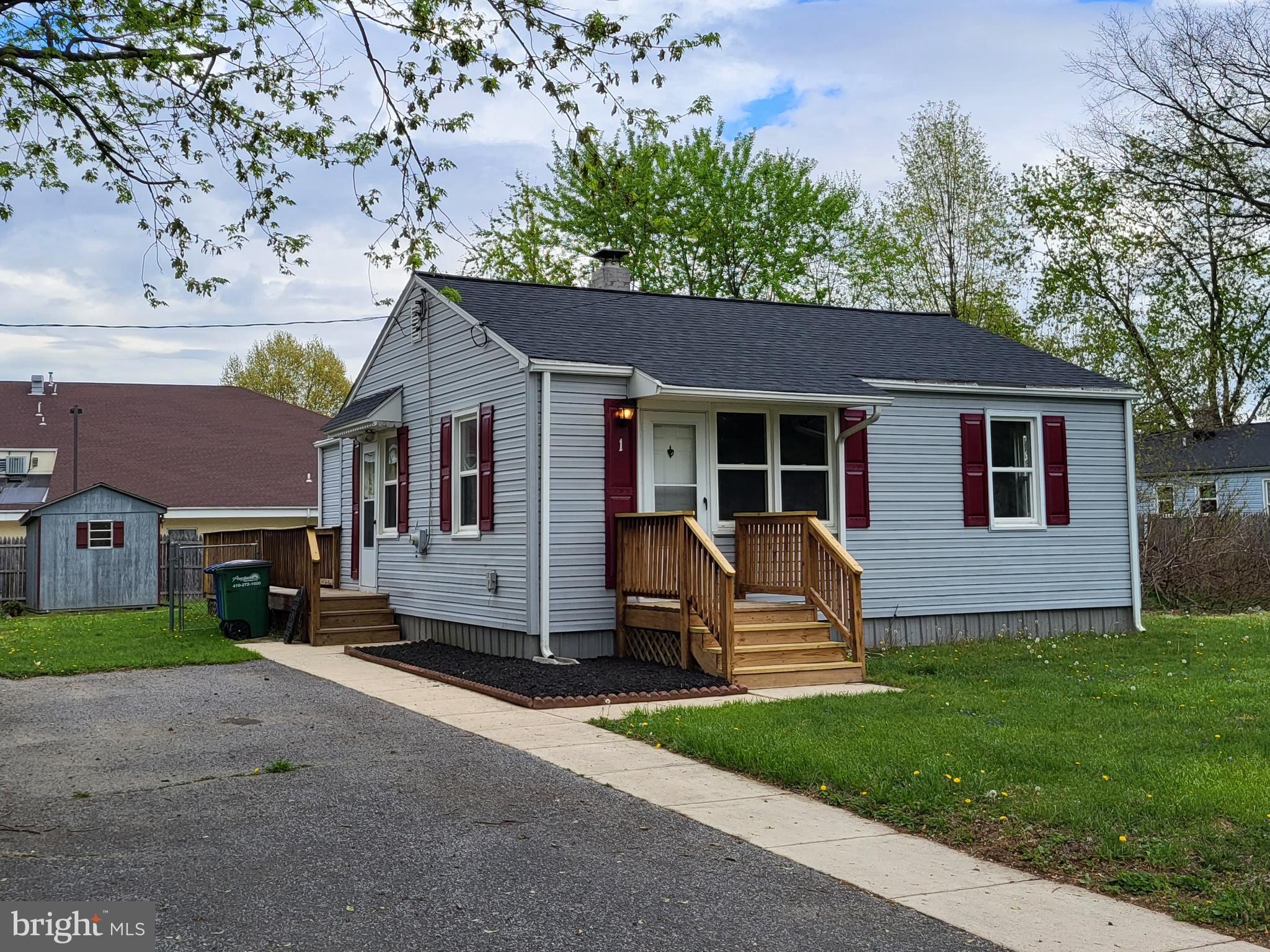 1 Swan Street, Aberdeen, MD 21001 Compass