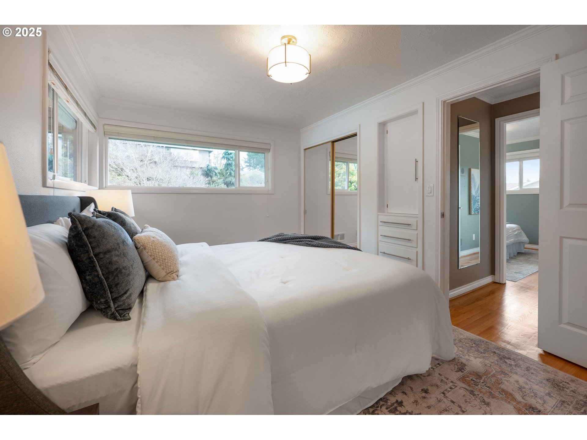 6255 Southwest Tower Way Portland, OR 97221 - Photo 25 of 48 Bedroom