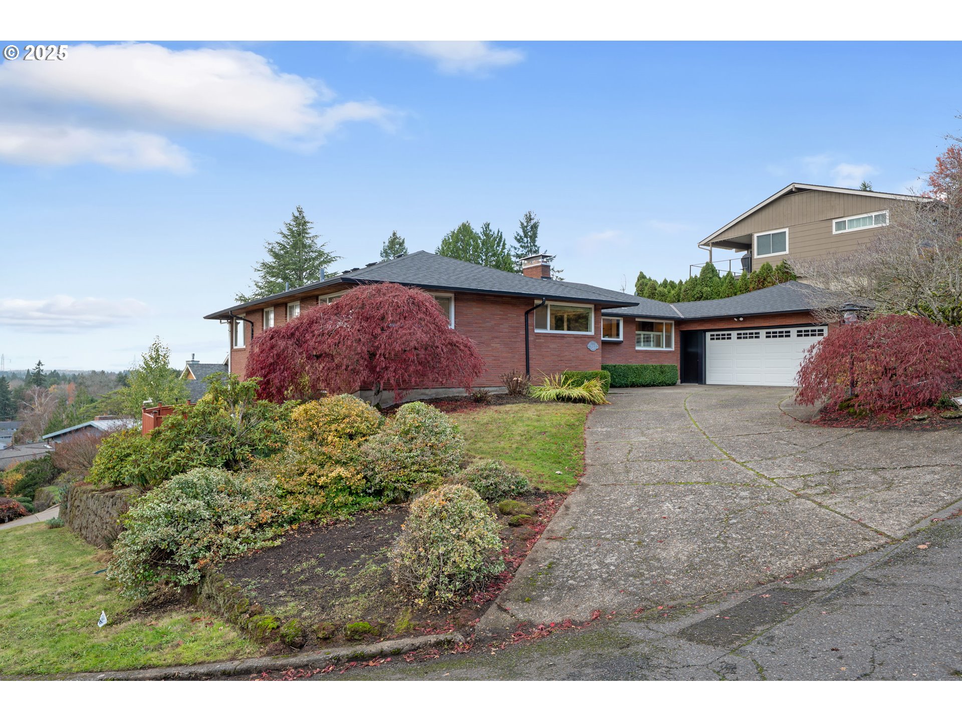 6255 Southwest Tower Way Portland, OR 97221 - Photo 3 of 48 Gallery Image 3