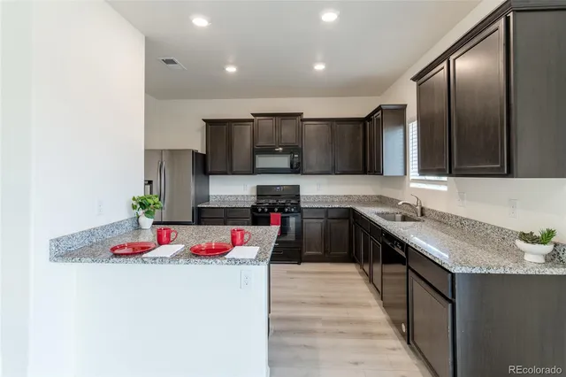 $418,900 | 325 Thomas Avenue, Keenesburg, CO 80643