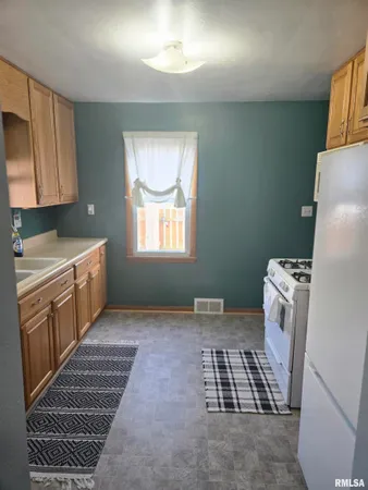 $99,500 | 104 Coriell Street, Green Valley, IL 61534