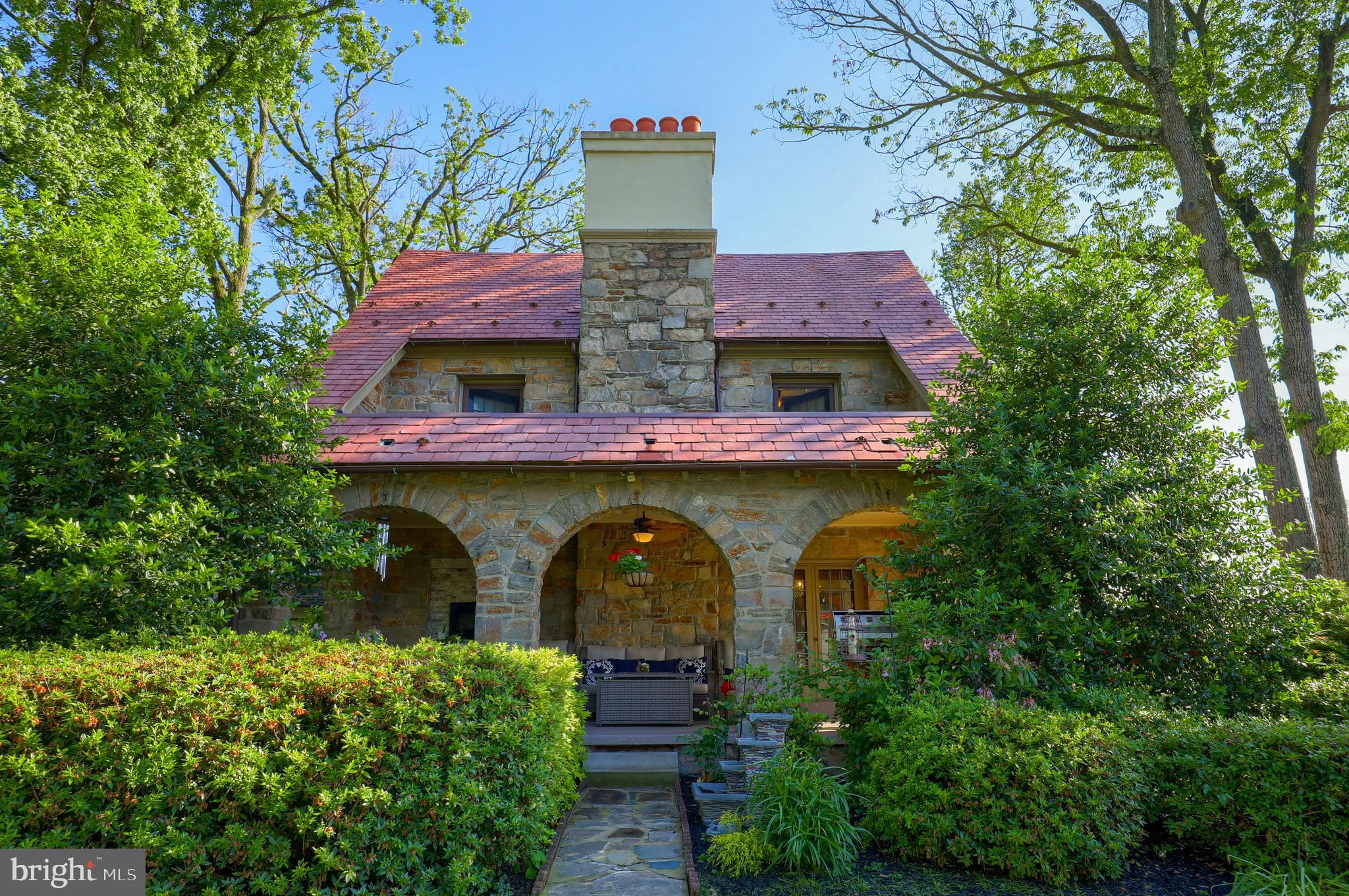 1415 Alsace Road Reading, PA 19604 - Photo 22 of 86 Entrance to Porch