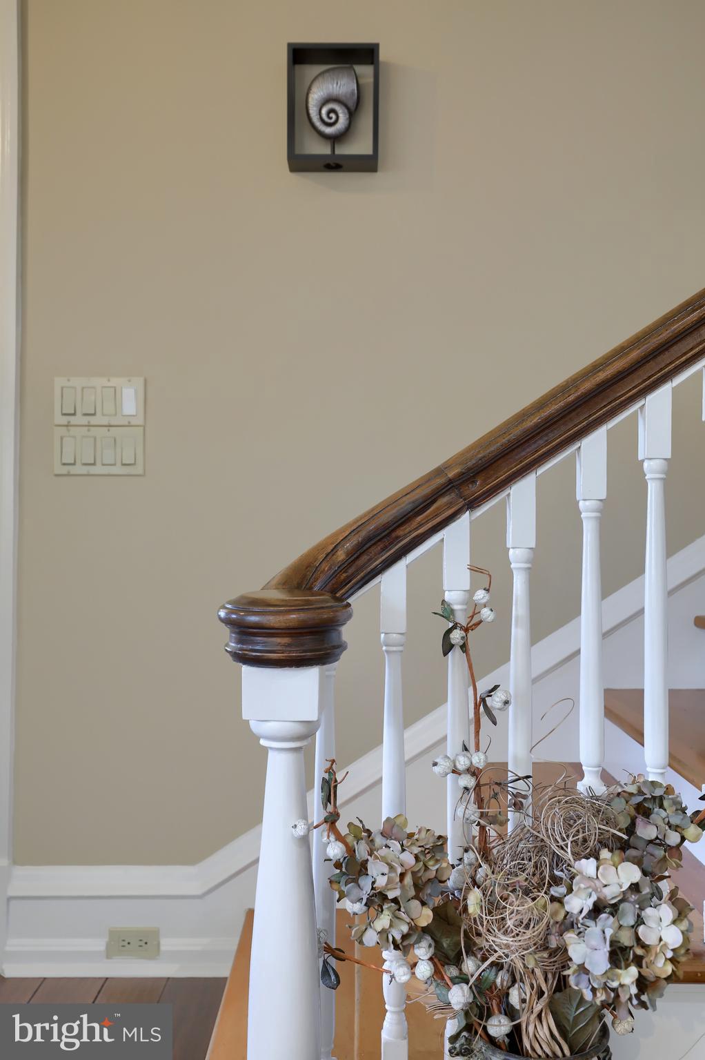 1415 Alsace Road Reading, PA 19604 - Photo 62 of 86 Banister