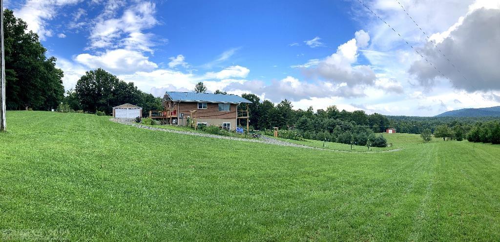 1171 Wolfpen Ridge Road Galax, VA 24333 - Photo 4 of 25 Gallery Image 4