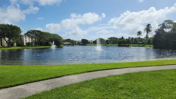 $5,500 | 1915 Lavers Circle, Unit E107, Delray Beach, FL 33444