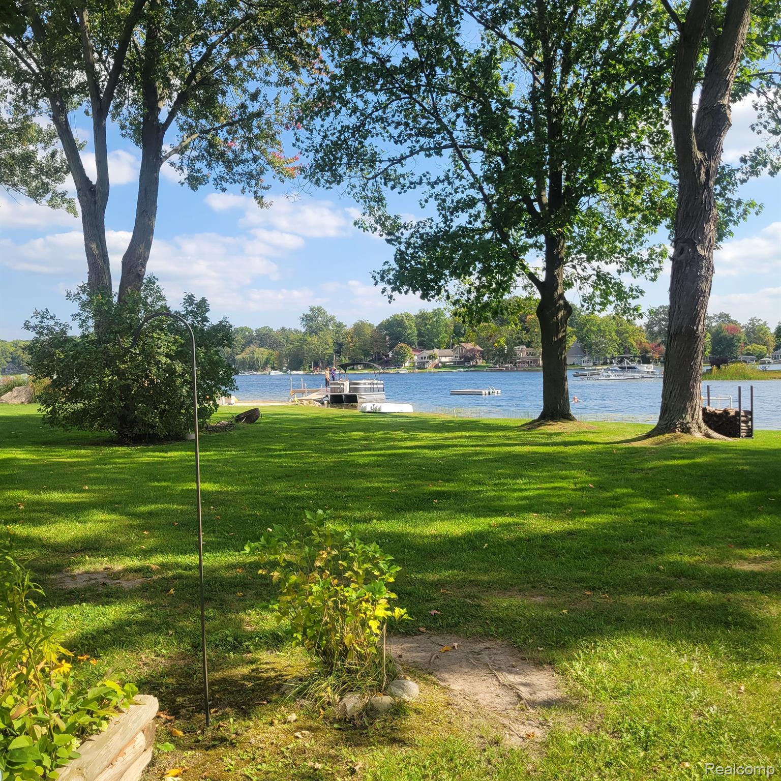 10608 Runyan Lake Road Fenton, MI 48430 - Photo 4 of 14 Gallery Image 4
