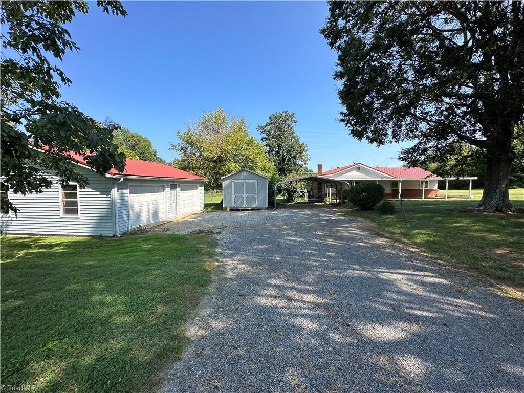 128 Towery Road Mocksville, NC 27028 - Photo 6 of 13 Gallery Image 6
