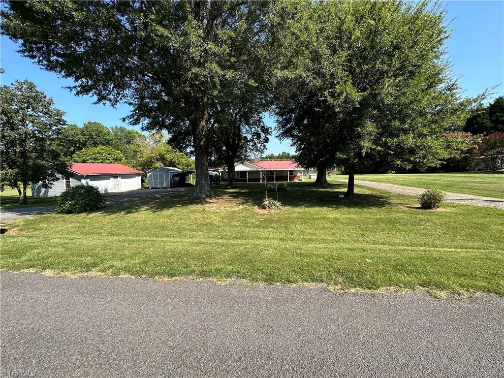 128 Towery Road Mocksville, NC 27028 - Photo 7 of 13 Gallery Image 7