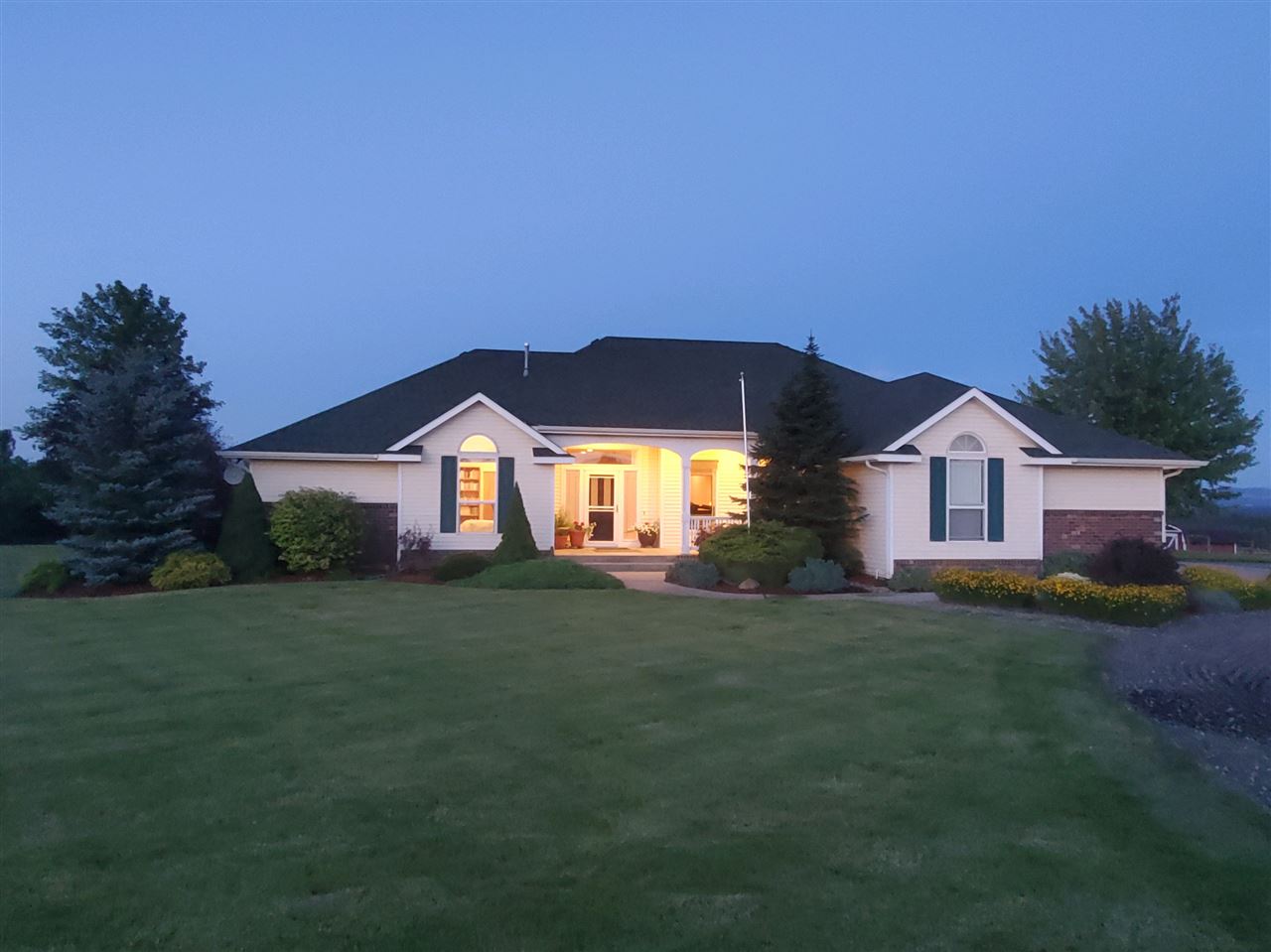 20716 North Division Road Colbert, WA 99005 - Photo 1 of 50
