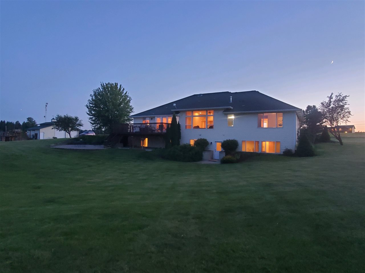 20716 North Division Road Colbert, WA 99005 - Photo 2 of 50
