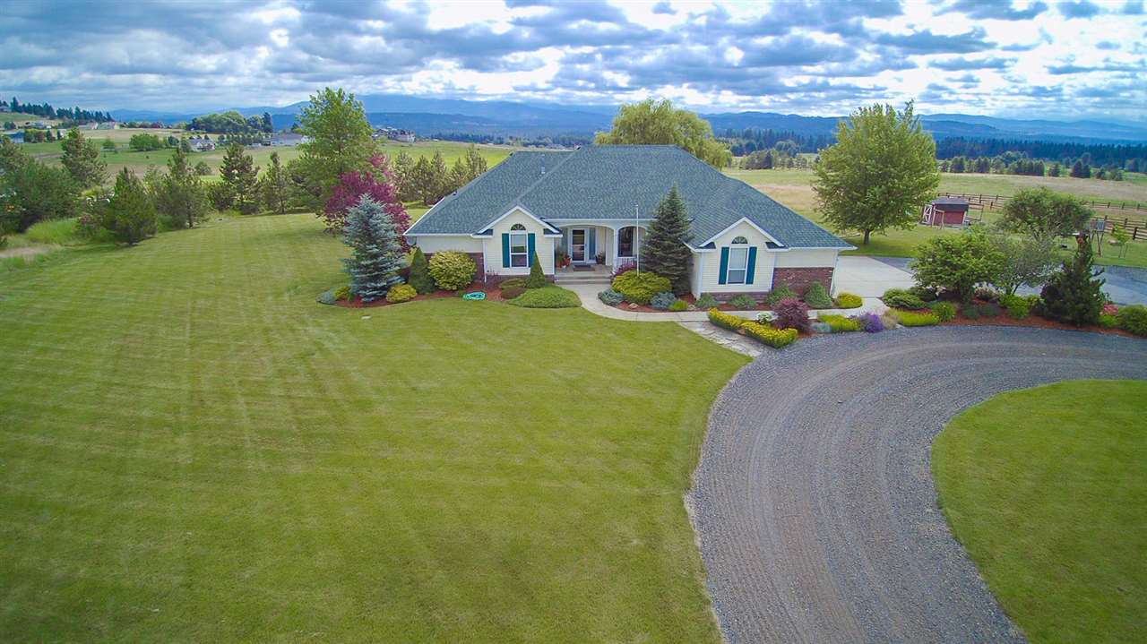 20716 North Division Road Colbert, WA 99005 - Photo 3 of 50