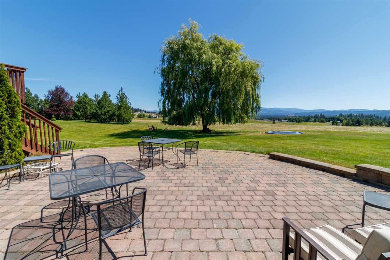 20716 North Division Road Colbert, WA 99005 - Photo 6 of 50