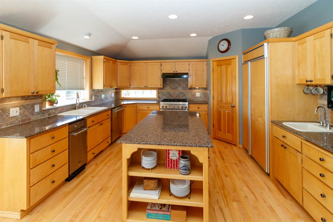 20716 North Division Road Colbert, WA 99005 - Photo 10 of 50