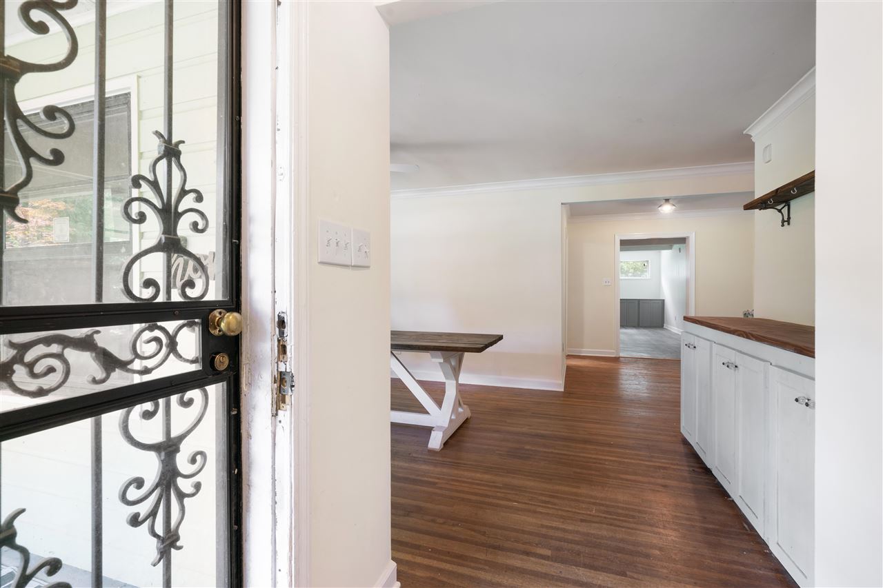 1562 Sea Isle Road Memphis, TN 38117 - Photo 4 of 24
