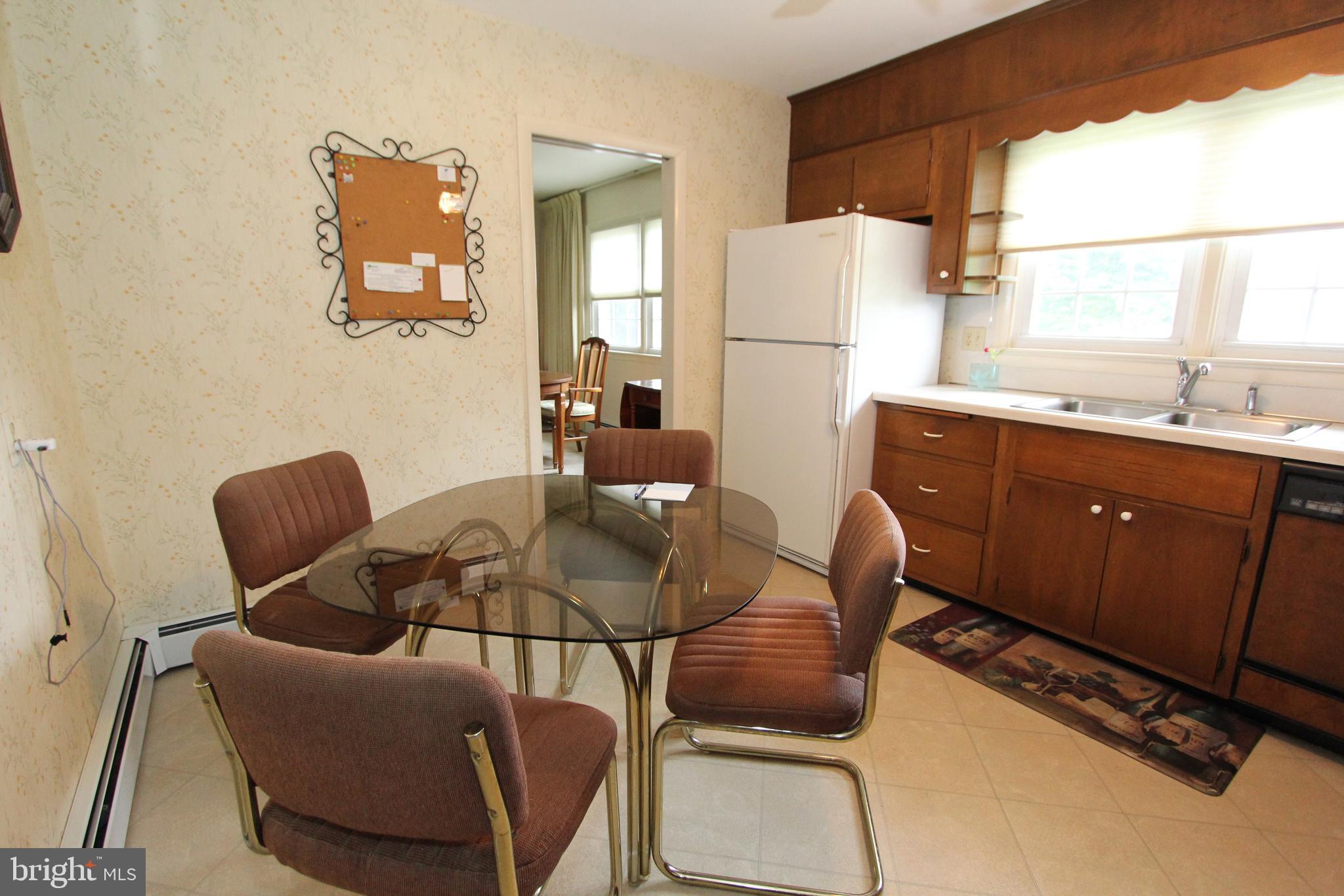 7930 Edgewood Farm Road Frederick, MD 21702 - Photo 15 of 53 Kitchen, view 4