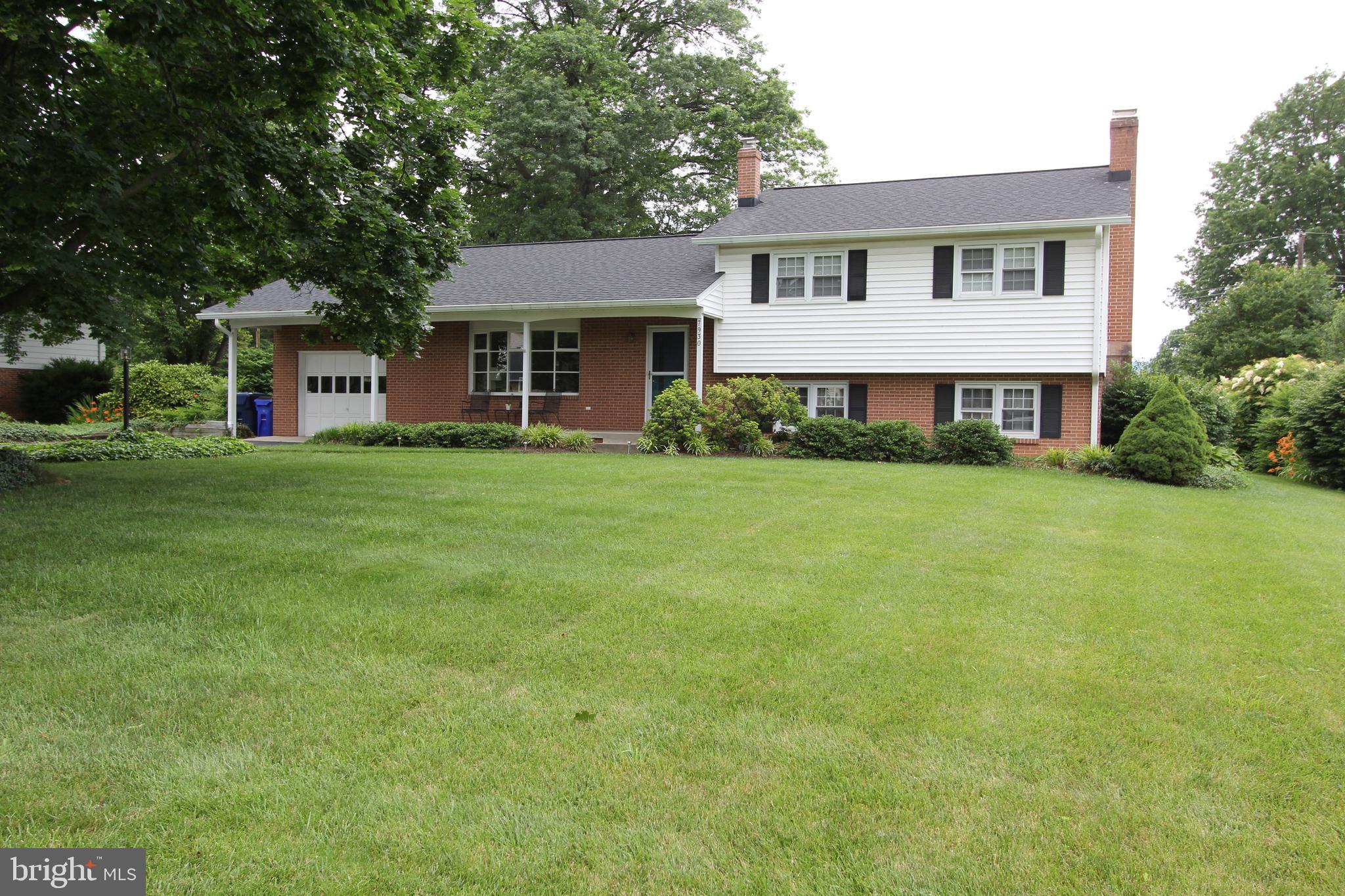 7930 Edgewood Farm Road Frederick, MD 21702 - Photo 3 of 53 Gorgeous home with professional landscaping