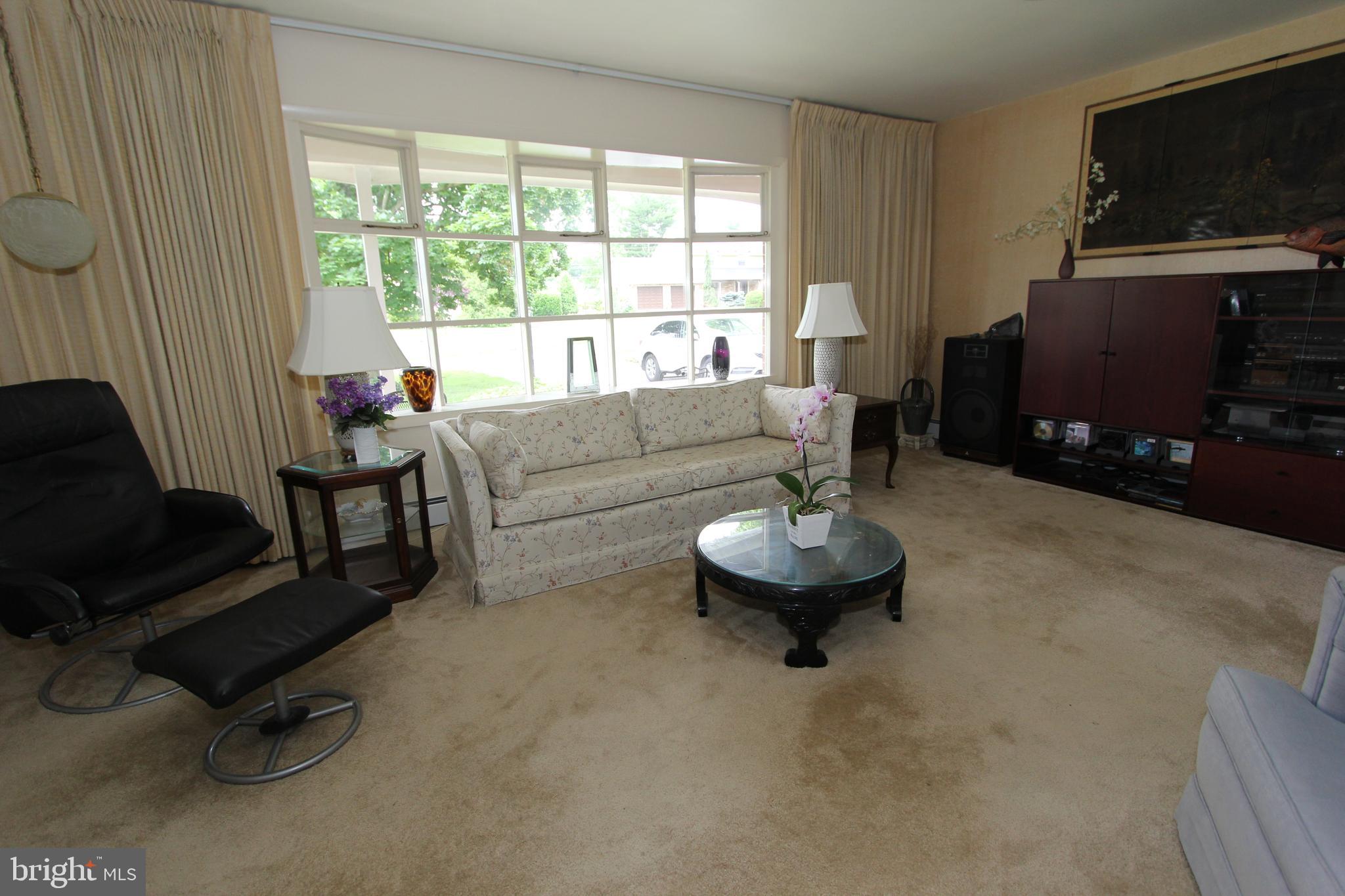 7930 Edgewood Farm Road Frederick, MD 21702 - Photo 5 of 53 Living room with bay window!