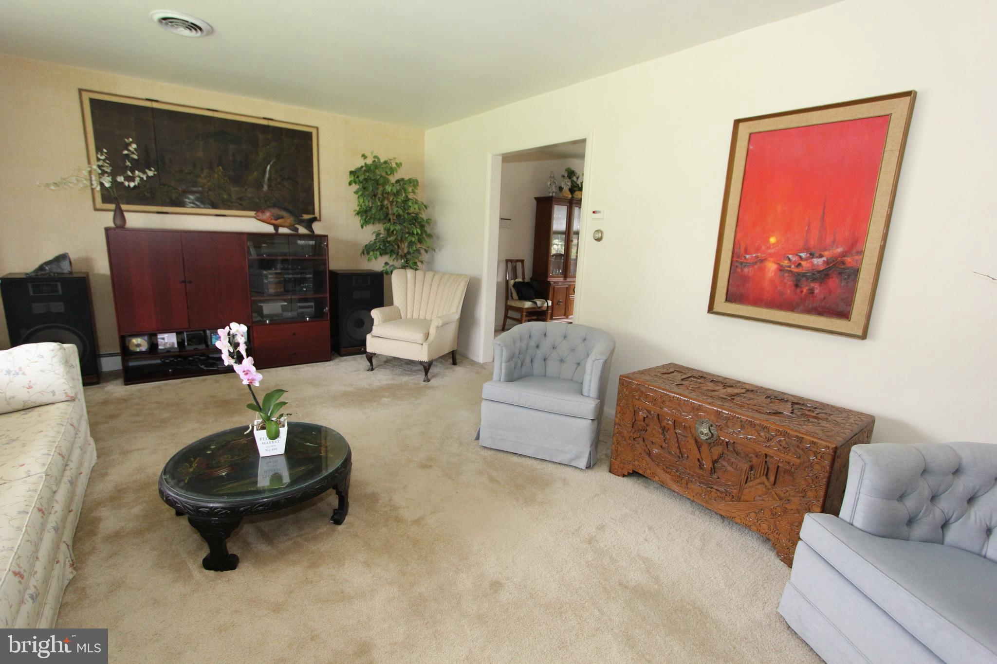 7930 Edgewood Farm Road Frederick, MD 21702 - Photo 6 of 53 Living room, view 2