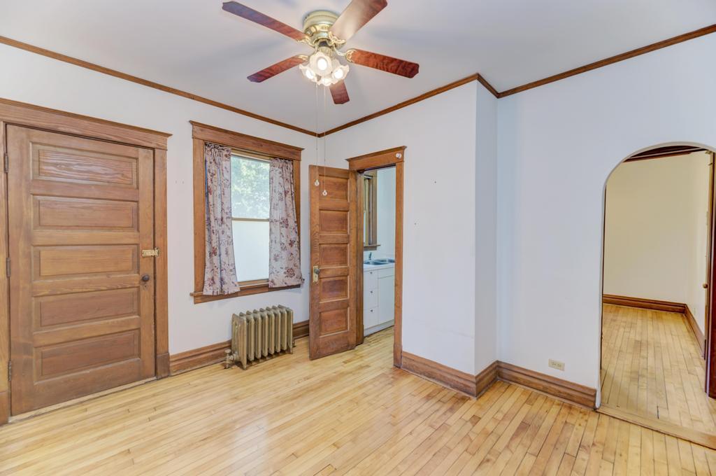 8611 Archer Avenue Willow Springs, IL 60480 - Photo 15 of 37 a view of an empty room with a window