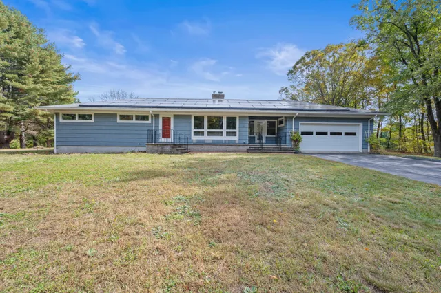 $440,000 | 51 Pasay Road, Thompson, CT 06255