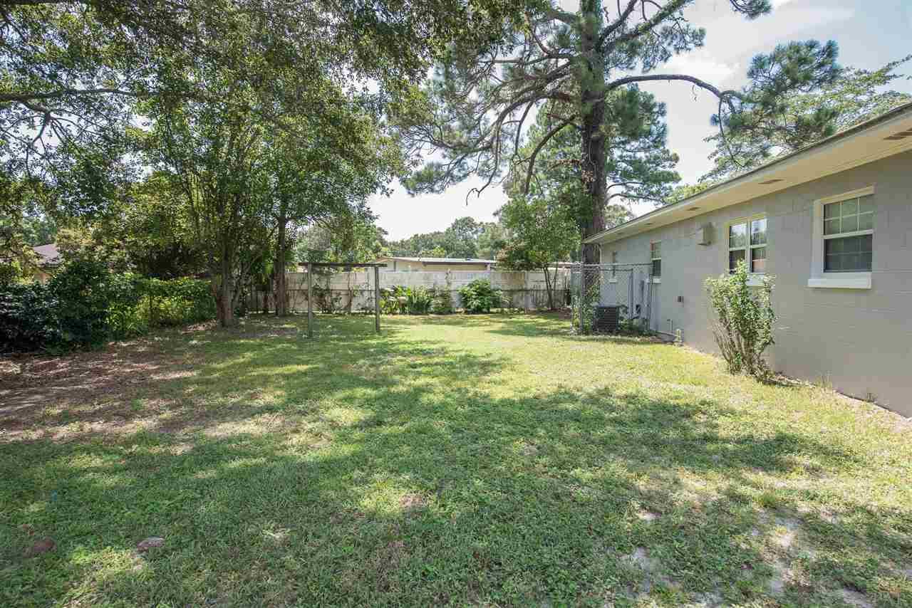 19 Eaton Road Pensacola, FL 32506 - Photo 25 of 28