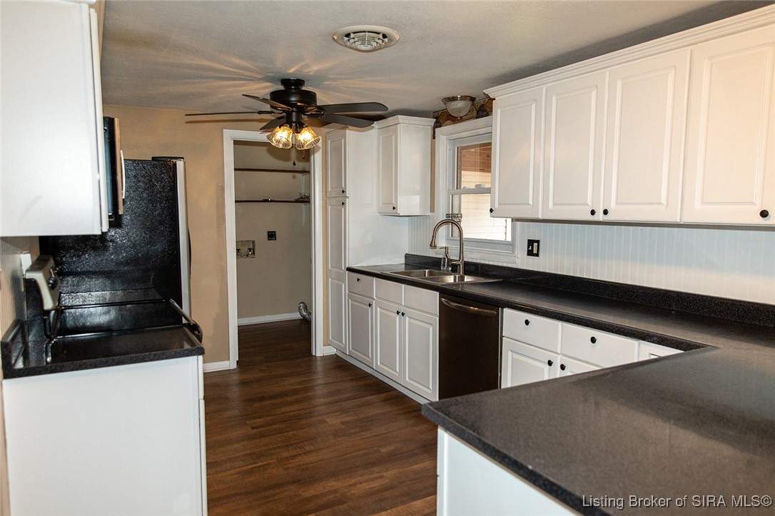 216 Smith Lane Hanover, IN 47243 - Photo 16 of 46