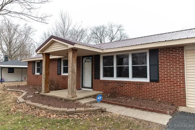 $265,000 | 216 Smith Lane, Hanover, IN 47243