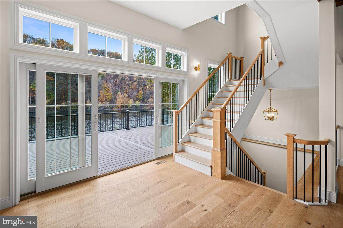 159 Byram Lane Stockton, NJ 08559 - Photo 6 of 62 a view of entryway