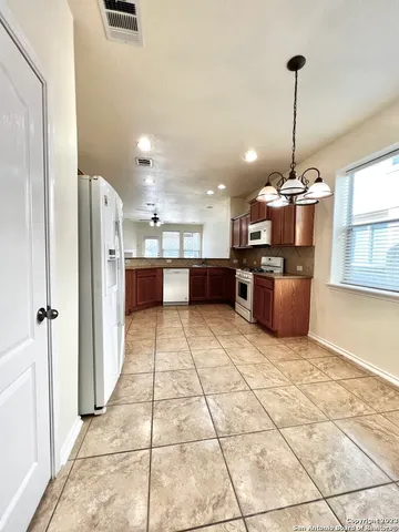 $2,049 | 3427 Bennington Way, San Antonio, TX 78261