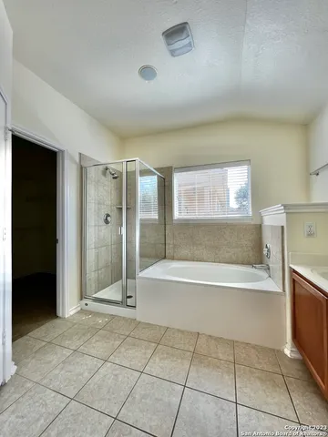 $2,049 | 3427 Bennington Way, San Antonio, TX 78261