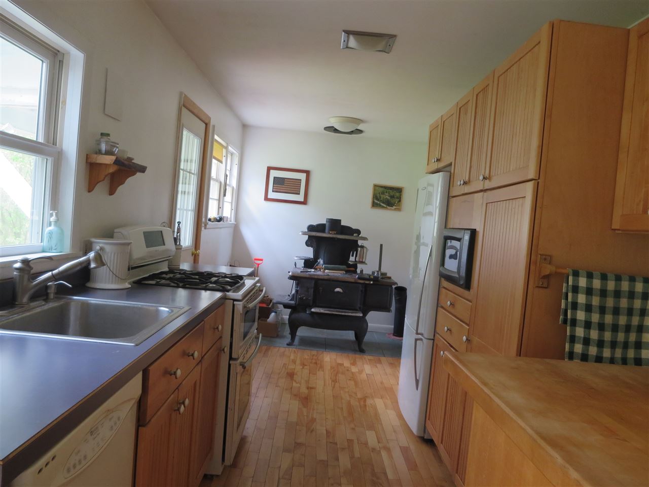 4611 Vermont Rte 7a Shaftsbury, VT 05262 - Photo 15 of 40 Gallery Image 15