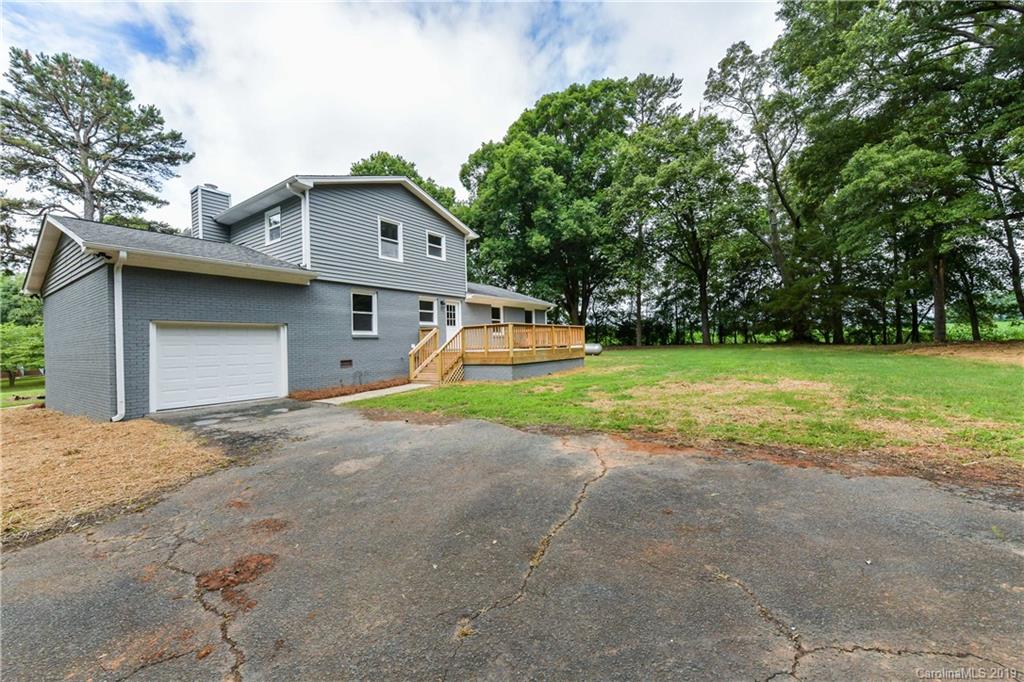 817 Gate Road Monroe, NC 28112 - Photo 4 of 25 Gallery Image 4