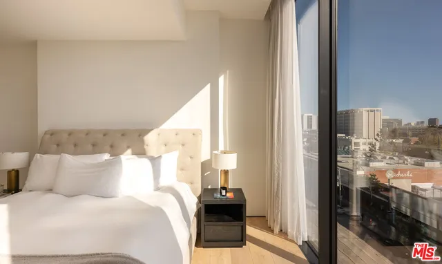 $24,500 | 8899 Beverly Boulevard, Unit 6G, West Hollywood, CA 90048