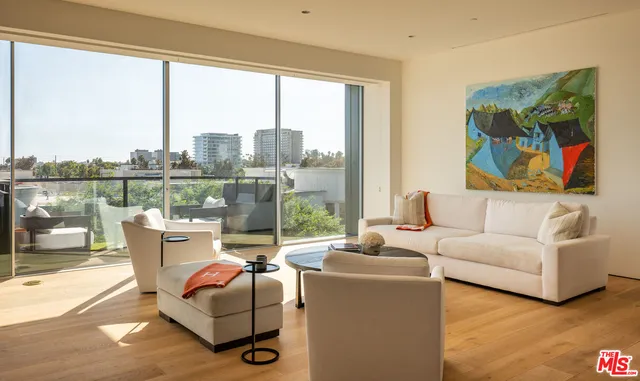 $24,500 | 8899 Beverly Boulevard, Unit 6G, West Hollywood, CA 90048