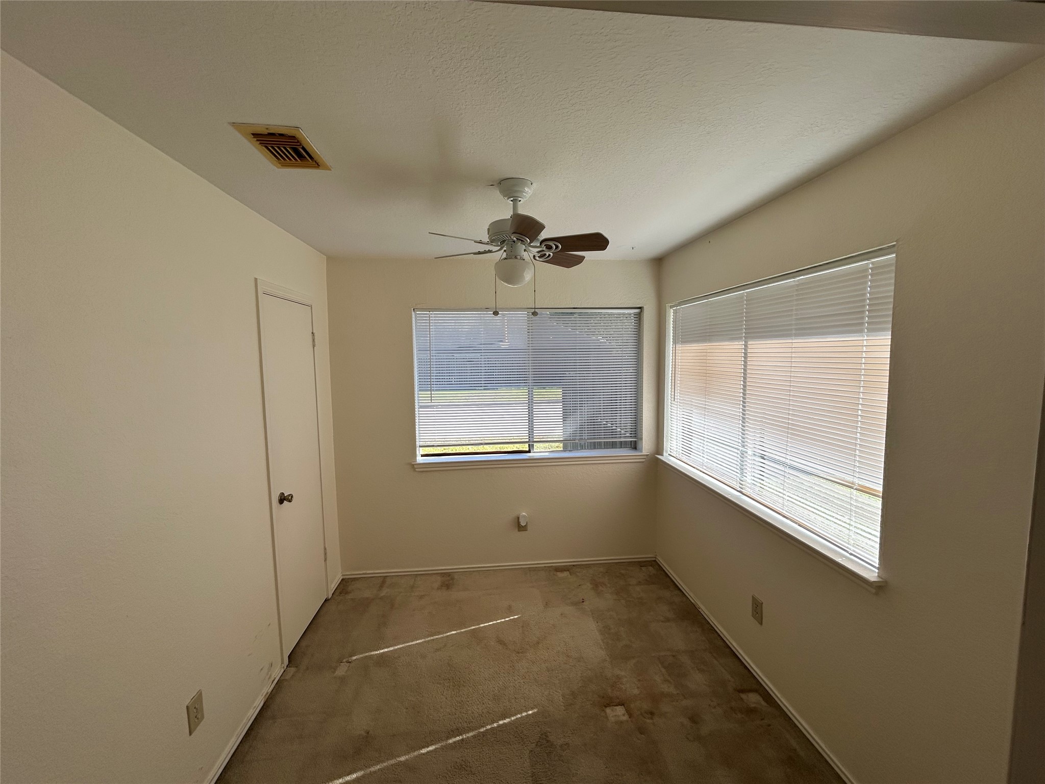 5338 Rivergate Drive Spring, TX 77373 - Photo 10 of 14 a view of an empty room with a window