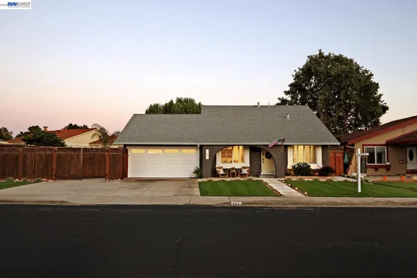 $1,189,000 | 831 Delaware Way, Livermore, CA 94551