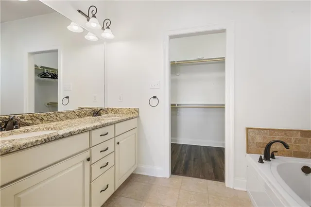 $355,000 | 341 Old Pl Lane, Madisonville, LA 70447