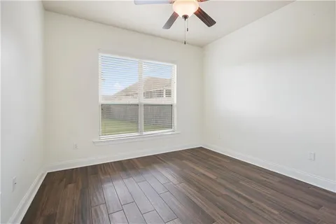 $355,000 | 341 Old Pl Lane, Madisonville, LA 70447