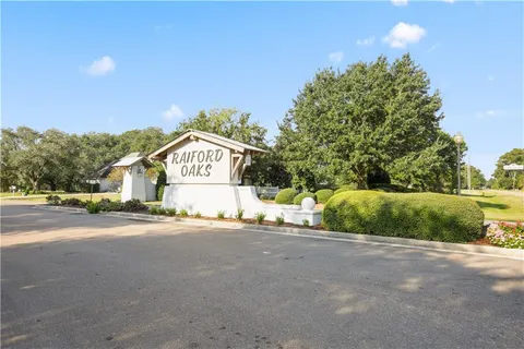 $365,000 | 341 Old Pl Lane, Madisonville, LA 70447