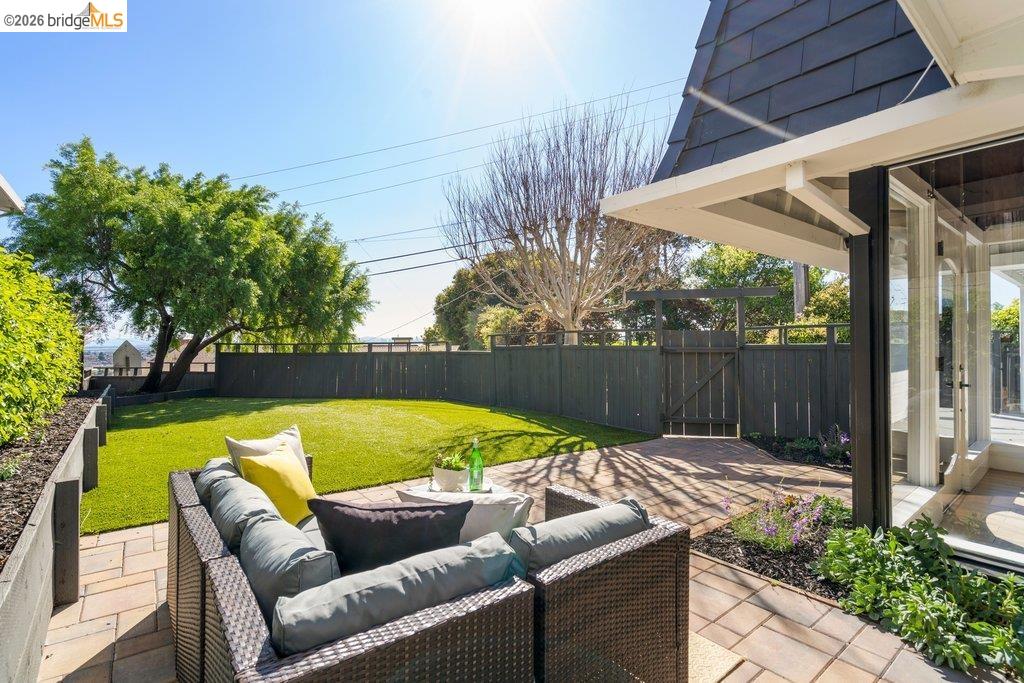 6715 Canyon Trail El Cerrito, CA 94530 - Photo 2 of 60
