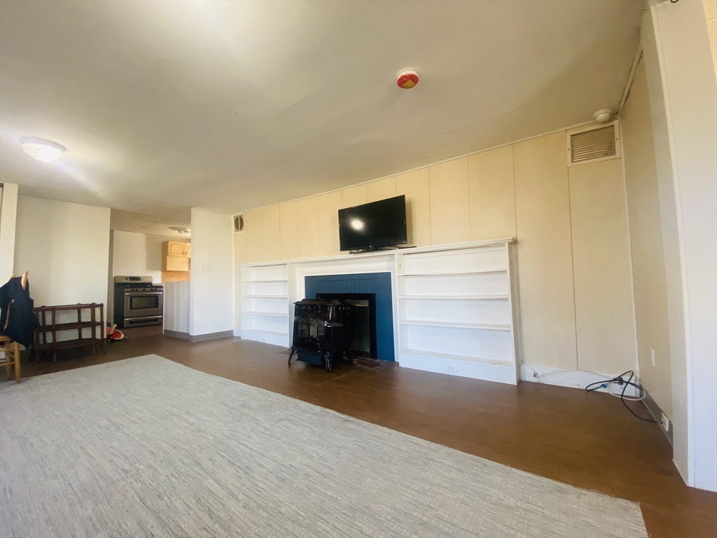 76 Constellation Road Marshfield, MA 02050 - Photo 3 of 21